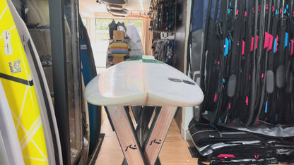 Prancha Seminova Akiwas ( EPS ) 5'8 x  19,38 x 2,42 : 28 L